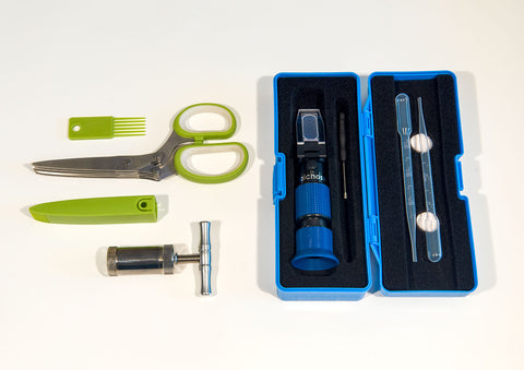 Blue Sky BRIX Testing Kit with Refractometer, shredding shear, sap press & laminated charts NEW PRODUCT